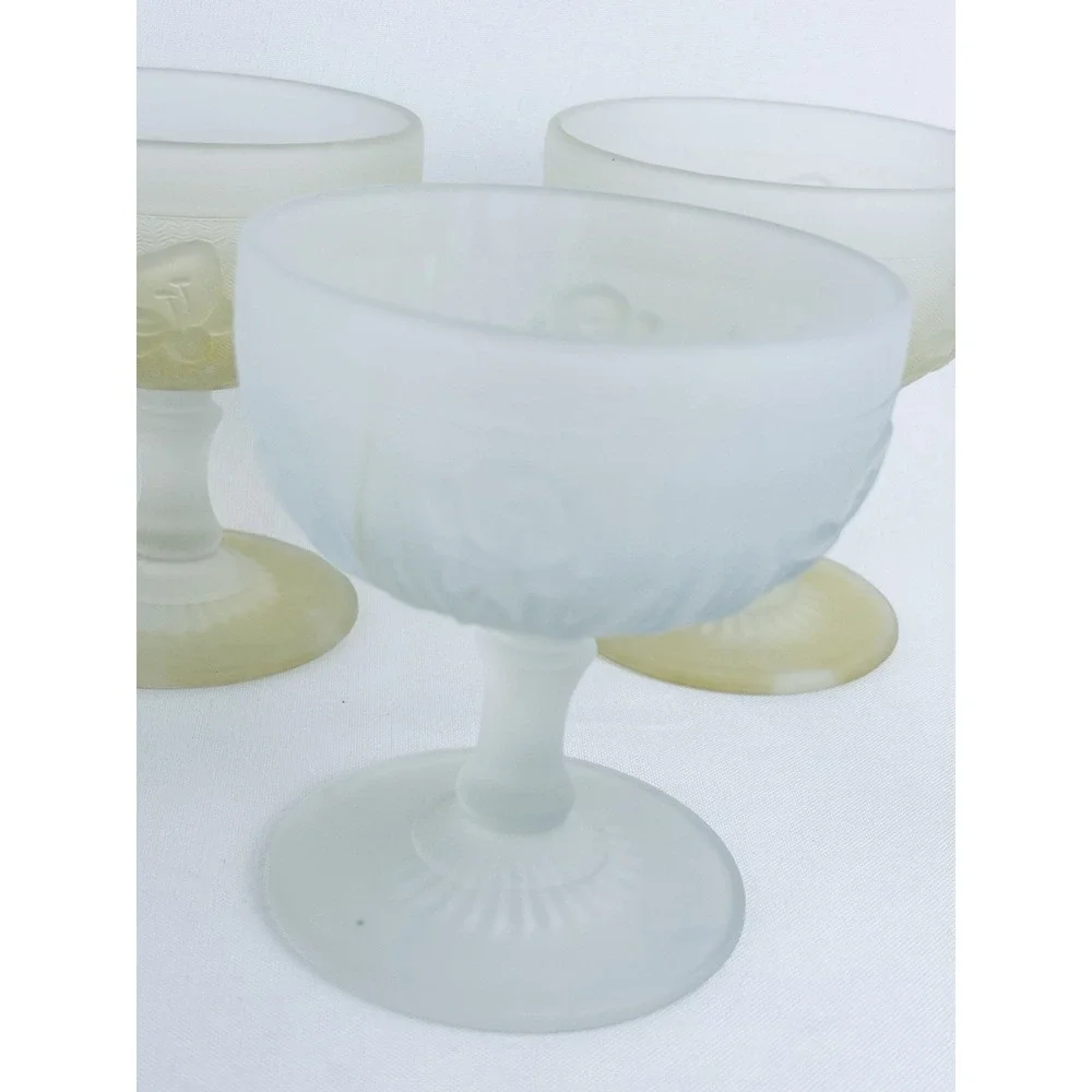 VTG Set 8 Jeanette Glass Frosted Iris & Herringbone Goblets Champagne Sherbet